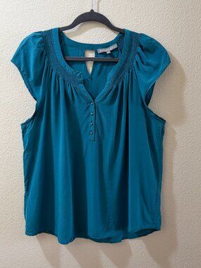 Teal Short Sleeve Blouse Size M